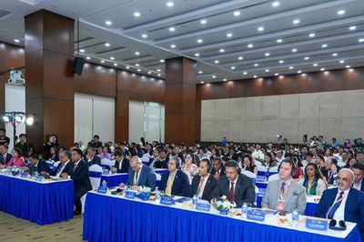 Khai mạc Diễn đàn Kinh tế Thủ đô lần thứ III