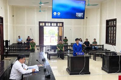 Quảng Ninh: Vũ Văn Hạ lĩnh 12 năm tù vì 'nổ' chạy được 'sổ đỏ'
