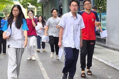 Thu hẹp phương thức xét tuyển đại học, học sinh chọn lối đi nào an toàn?