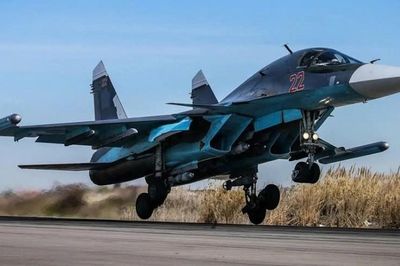 Tiêm kích Su-34 Nga có thể bay liên tục trong 10 giờ