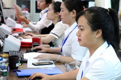 Nghệ An: Những trường hợp được nâng lương trước thời hạn