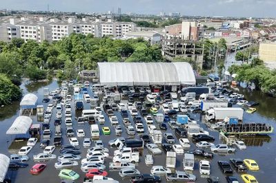Thái Lan cảnh báo mưa lớn tại 53 tỉnh và Thủ đô Bangkok, nguy cơ lũ quét, ngập lụt