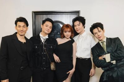 'Gia tộc' Running Man đến chúc mừng Anh Tú Atus ra mắt phim 'Án mạng xém hoàn hảo'