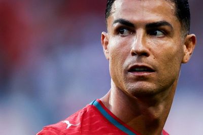 Romario tin rằng Ronaldo làm đúng
