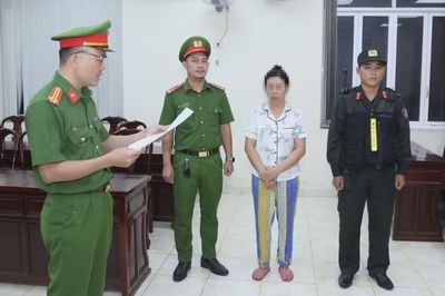Khởi tố 2 người dùng chất tạo nạc nuôi heo