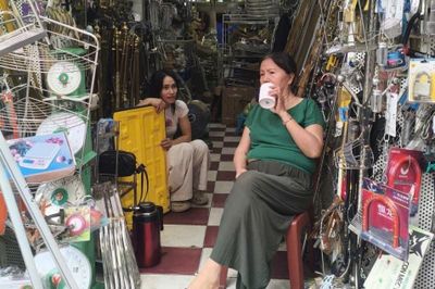 Mẹ chồng trả lương 10 triệu đồng, nàng dâu phố cổ kế nghiệp quán 3 đời