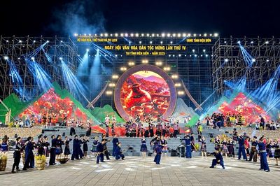 Sẵn sàng cho Lễ khai mạc Ngày hội văn hóa dân tộc Mông lần thứ IV