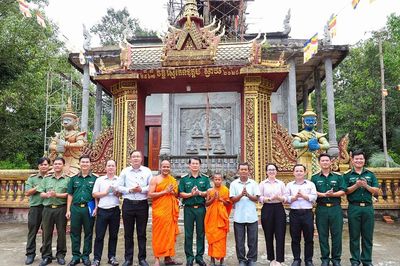Tây Ninh:Thăm và chúc mừng lễ Sen Dolta của đồng bào Khmer