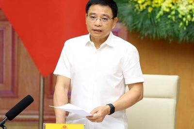 Phó Thủ tướng Nguyễn Văn Thắng yêu cầu rà soát, không để giá hàng hóa tăng bất hợp lý