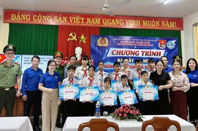 Đồng hành cùng em đến trường