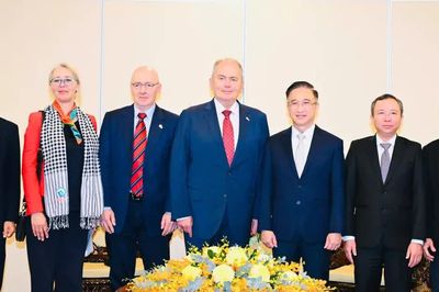Lãnh đạo TPHCM tiếp Đoàn đại biểu Đảng Công nhân Hungary