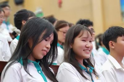 Sử dụng AI tăng hiệu suất học tập và bài toán phòng chống lừa đảo