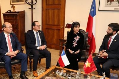 Trao đổi giữa nghị sĩ hai nước giúp hợp tác Việt Nam - Chile đi vào thực chất