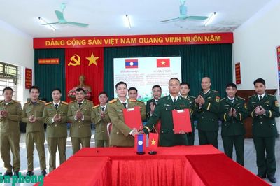 Các trạm Biên phòng Việt Nam - Lào tăng cường phối hợp quản lý, bảo vệ biên giới