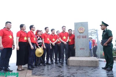 Tuổi trẻ xung kích hướng về biên cương, hải đảo