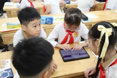Phụ huynh không còn phải 'nhắm mắt' đăng ký lớp tăng cường, hết thời 'không ép nhưng ai cũng học'