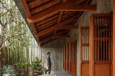 Thiết kế ngôi nhà 300m² kết hợp kiến trúc truyền thống và hiện đại