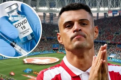 Xhaka nhận án phạt 4,6 tỷ đồng vì giấy tiêm vaccine giả