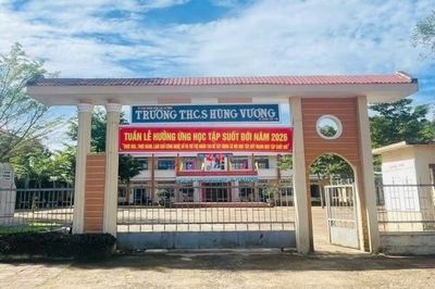 Giáo viên kêu gọi đóng tiền mua bàn ghế: Trả lại hơn 26 triệu cho phụ huynh