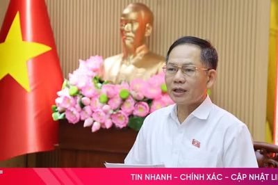 Đoàn đại biểu Quốc hội Hà Tĩnh lấy ý kiến góp ý các dự án luật lĩnh vực y tế