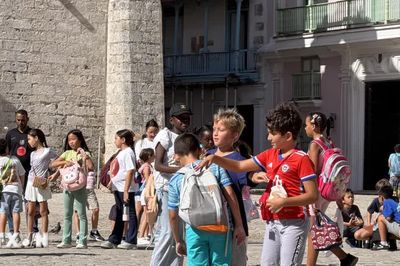 Cuba nỗ lực đưa học sinh tới trường bất chấp nhiều trở ngại