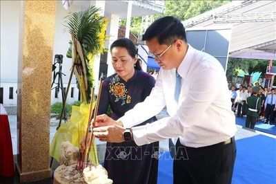 Dâng hương tưởng niệm 60 năm ngày xảy ra vụ thảm sát Diên Niên - Phước Bình