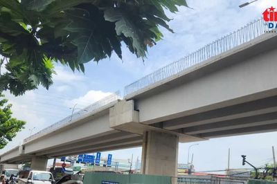 Cải thiện việc phân luồng giao thông tại công trường nút giao Ngã tư Đình