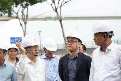 Chánh án TANDTC Nguyễn Văn Quảng khảo sát dự án công nghệ bán dẫn tại Đà Nẵng