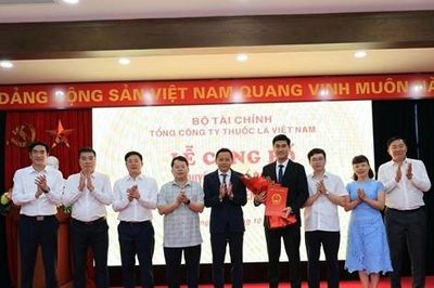 Vinataba công bố Quyết định bổ nhiệm Thành viên Hội đồng thành viên và Phó Tổng Giám đốc