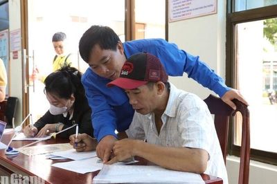 Văn hóa công sở - Nền tảng xây dựng nền hành chính phục vụ, kiến tạo và phát triển