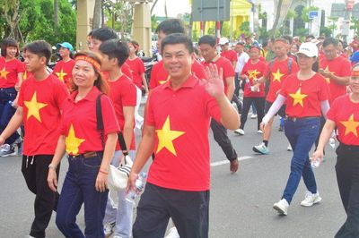 Hơn 2.500 người tham gia lễ phát động mỗi người dân tập ít nhất một môn thể thao