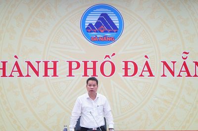 Chủ tịch UBND thành phố Đà Nẵng Nguyễn Mạnh Hùng đối thoại, tháo gỡ khó khăn cho doanh nghiệp