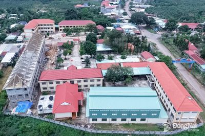 Đẩy nhanh tiến độ xây dựng trường chuẩn quốc gia sau sắp xếp