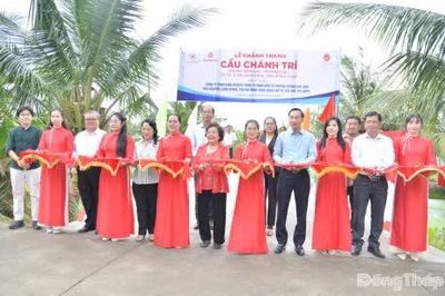 Chủ tịch UBND tỉnh Đồng Tháp Nguyễn Thanh Nhàn dự Lễ khánh thành cầu Chánh Trí