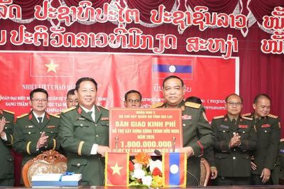 Gia Lai hỗ trợ 1,8 tỷ đồng để Bộ CHQS tỉnh Chămpasak xây dựng công trình hữu nghị