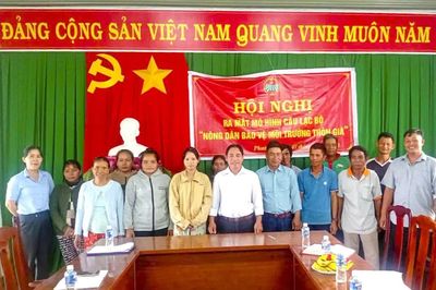 Xã Phước Hà ra mắt Câu lạc bộ “Nông dân bảo vệ môi trường”