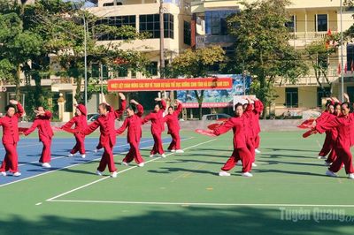 Thích ứng với già hóa dân số