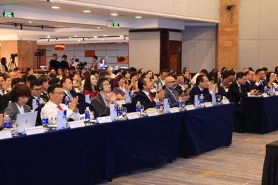 VCCI-ITB tuyển tư vấn chuẩn bị chương trình đào tạo 'lãnh đạo năng lượng và chuyển đổi chiến lược' tại Anh