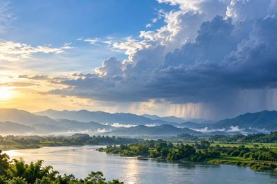 Sửa Luật Khí tượng thủy văn: Hướng tới dự báo tác động, hiện đại hóa mạng lưới quan trắc