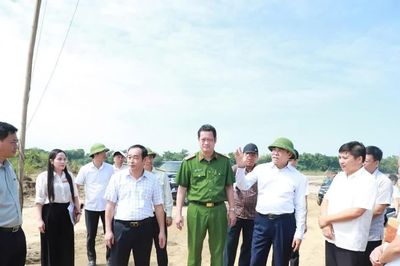 Xử lý nhiều sai phạm về khai thác cát trên sông Lam