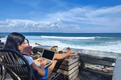 Không năm nào tôi nghỉ hết phép vì đi nghỉ thực chất là làm việc online