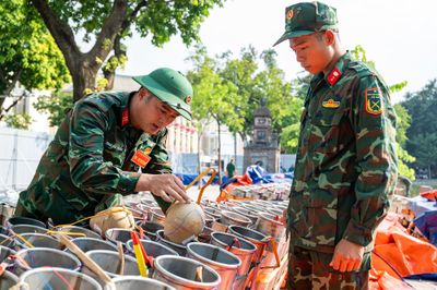 Loạt trận địa pháo hoa sẵn sàng khai hỏa đêm 10/10 tại Hà Nội