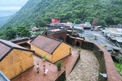 Tour Xuyên Việt 39 ngày 38 đêm dài kỉ lục tại Việt Nam
