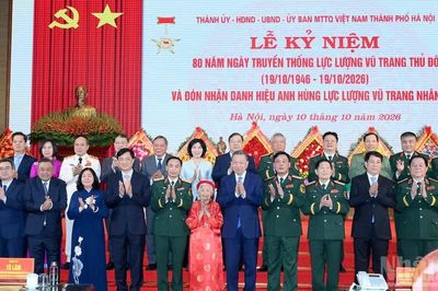 [Ảnh] Tổng Bí thư, Chủ tịch nước Tô Lâm dự Lễ kỷ niệm 80 năm Ngày truyền thống lực lượng vũ trang Thủ đô
