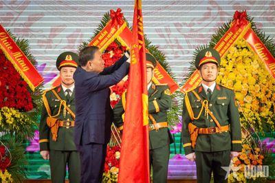 Tổng Bí thư, Chủ tịch nước Tô Lâm trao danh hiệu Anh hùng Lực lượng vũ trang nhân dân tặng Bộ tư lệnh Thủ đô Hà Nội