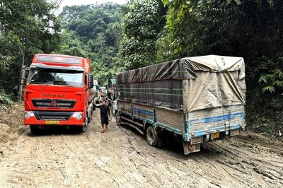 Từ hôm nay (10-10), cấm xe ô-tô tải từ 4 trục trở lên lưu thông trên QL14D