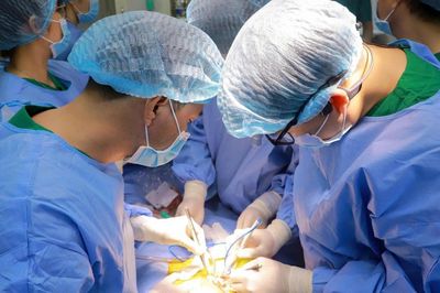 Bệnh viện Trung ương Huế hỗ trợ kỹ thuật ghép thận thành công 2 ca tại Cần Thơ