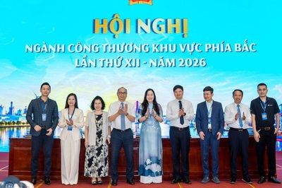 Hỗ trợ 15 tỉnh, thành phố miền Bắc phát triển mô hình 'Xã, phường thương mại điện tử'