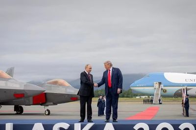 Tổng thống Mỹ Donald Trump: Nga sẽ cung cấp hàng triệu tấn dầu diesel cho thế giới
