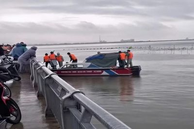 Đà Nẵng: Sét đánh trên sông Trường Giang, người đàn ông rơi xuống sông mất tích